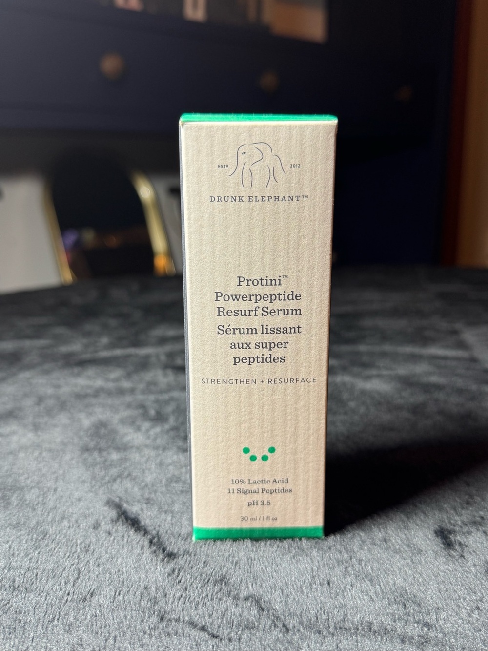 Drunk Elephant Protini Powerpeptide Resurf Serum - White with Teal Accents